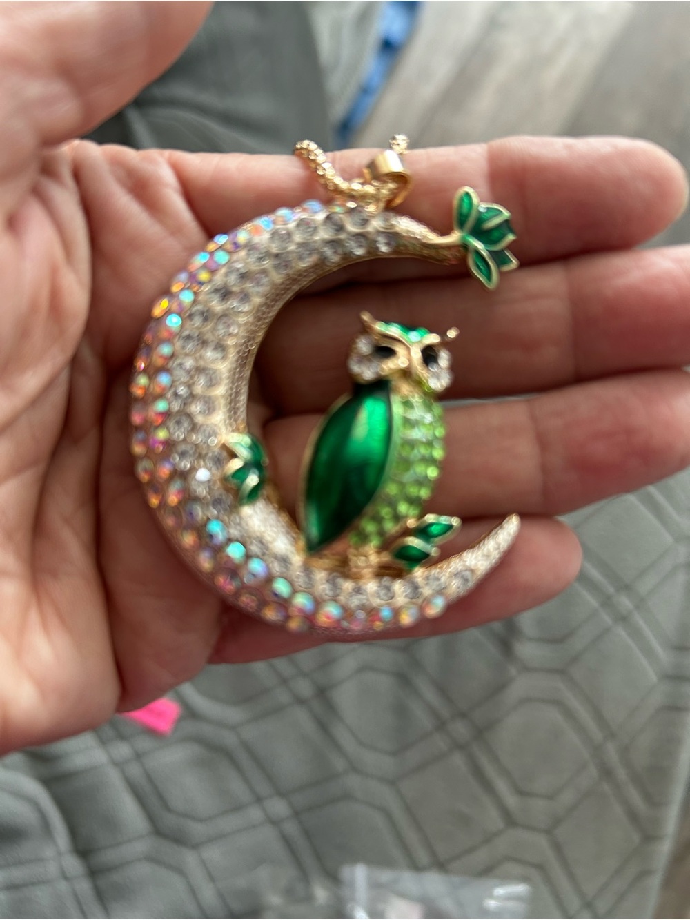 Green Crystal Owl On The Moon Pendant Necklace - Women's Jewelry 20 - Picture 4 of 4